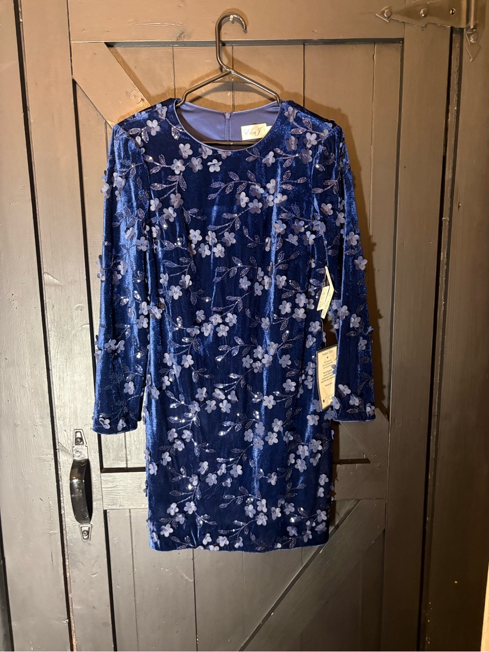 Eliza J Navy Floral Velvet Long-Sleeve Shift Dress